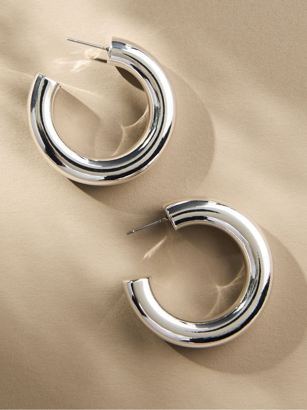 Classic Large hoop earrings